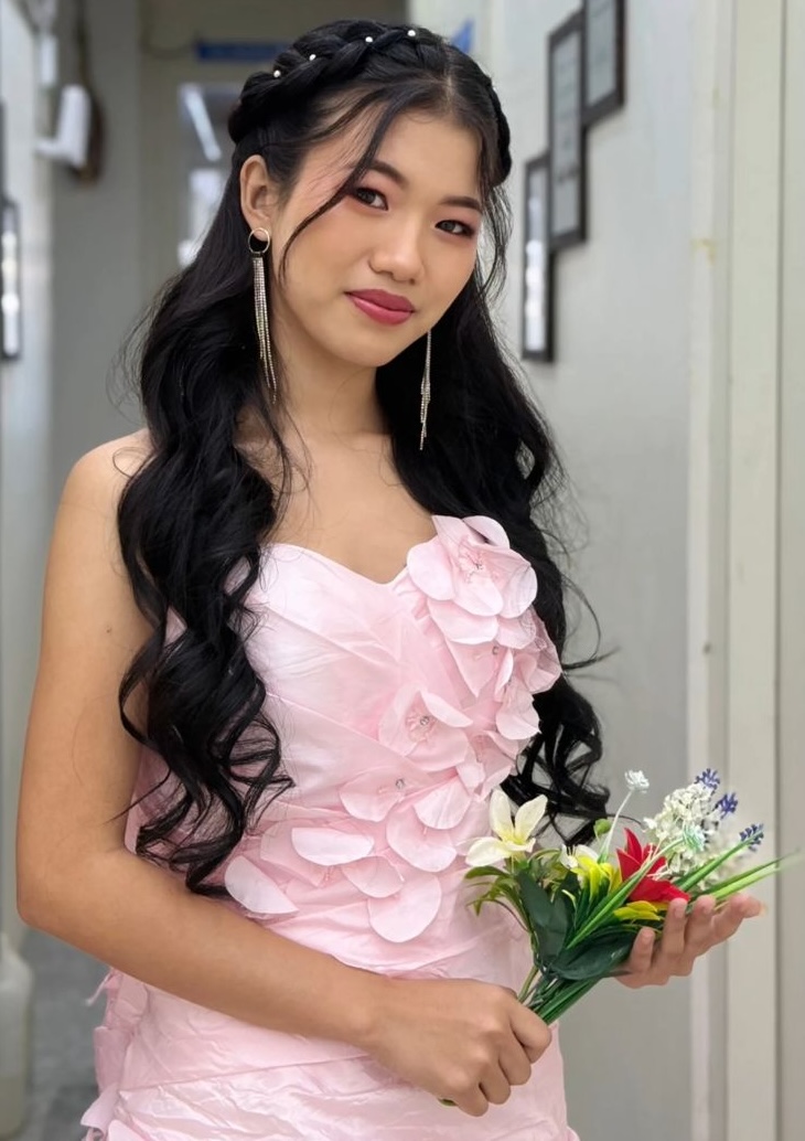 Yankees Academy students during hands-on cosmetology training in Itanagar, Arunachal Pradesh